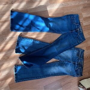 American eagle 2 pair of jeans